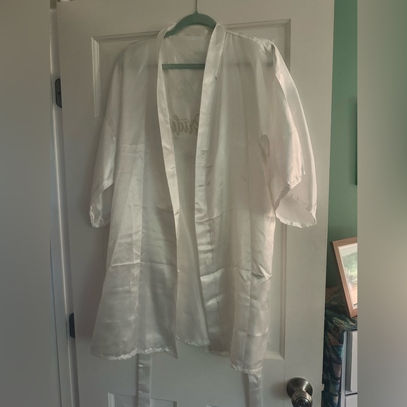 White Satin Bride Robe - Picture 4 of 5